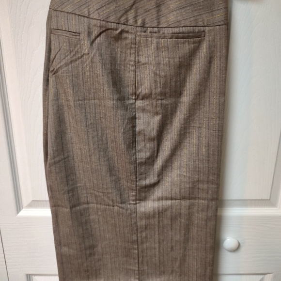 Cato Mid Calf Dress Capri - Picture 8 of 11